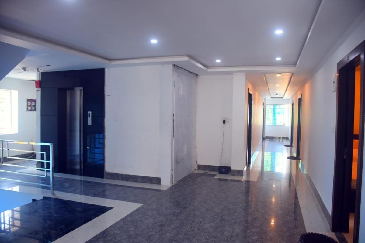Prince Palace Jhargram Buitenkant foto